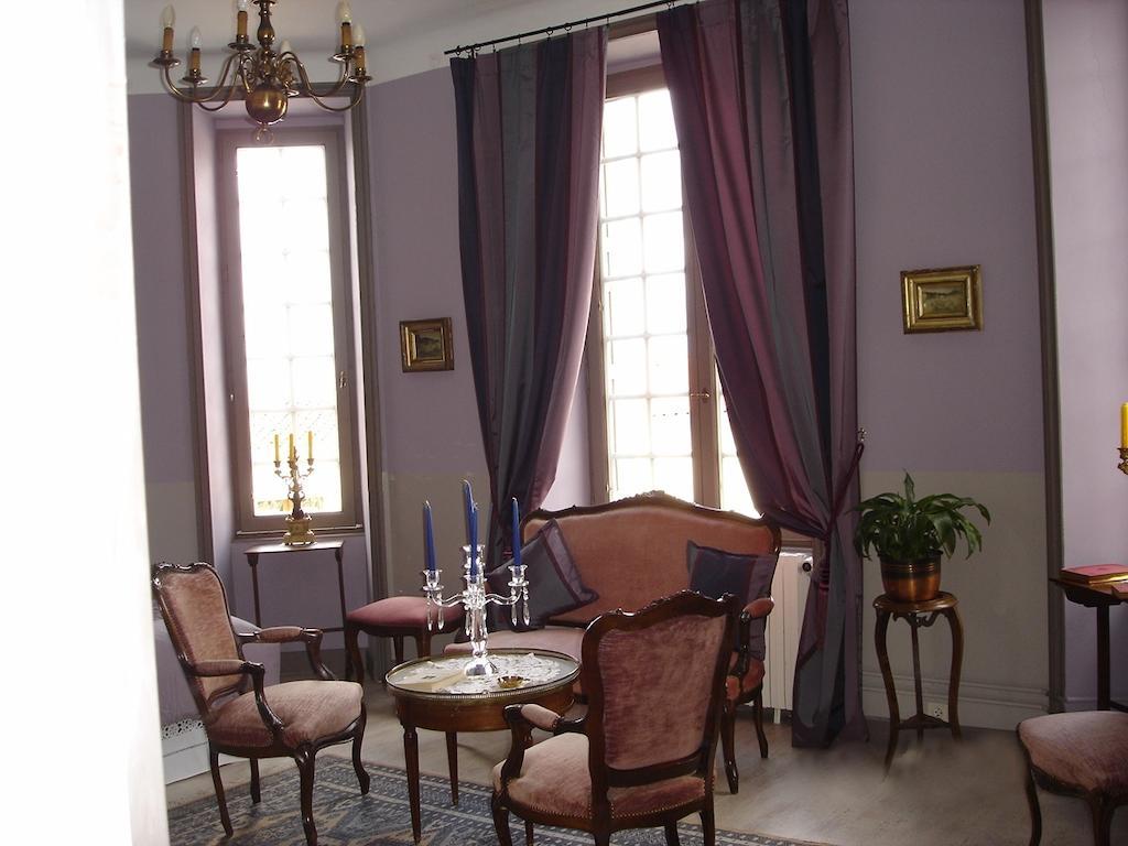 Le Petit Chateau - Tiffauges Proche Puy Dufou Zimmer foto
